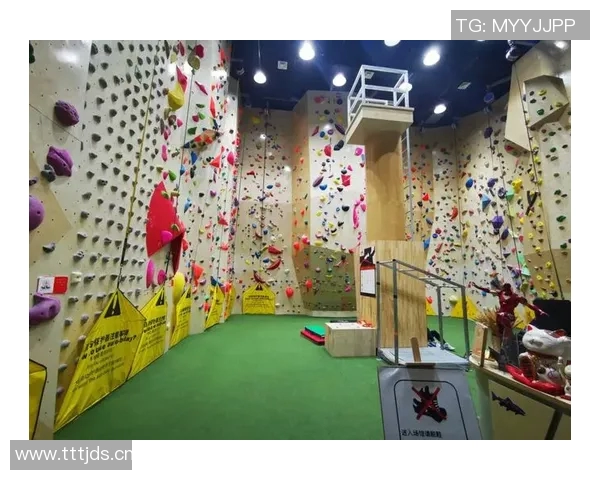 成都攀岩队的阵地战揭秘:深度探讨攀岩运动的魅力与挑战 成都攀岩队的阵地战揭秘:深度探讨攀岩运动的魅力与挑战